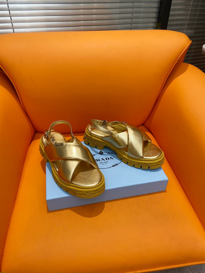 PRADA SLIDE