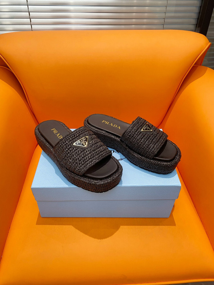 PRADA SLIDE