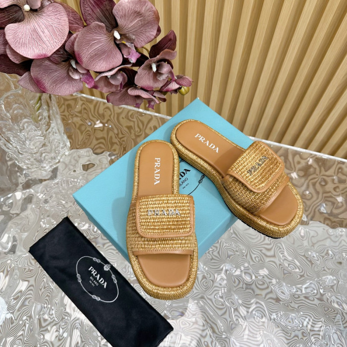 PRADA SLIDE