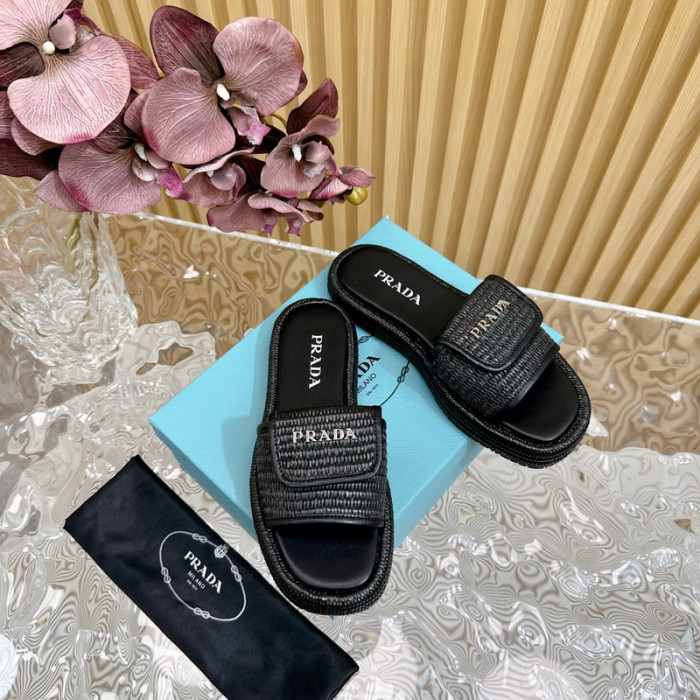 PRADA SLIDE