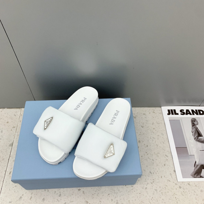 PRADA SLIDE