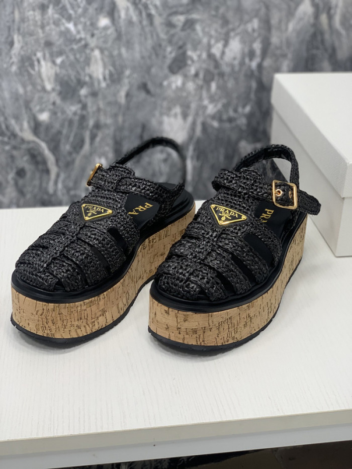 PRADA SLIDE