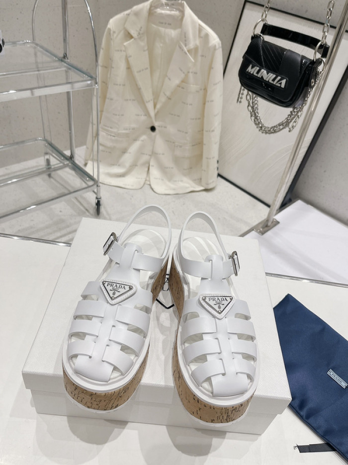 PRADA SLIDE