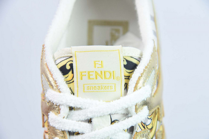 FENDI SNEAKERS