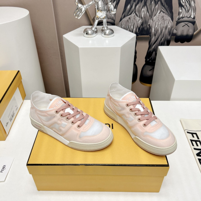 FENDI SNEAKERS