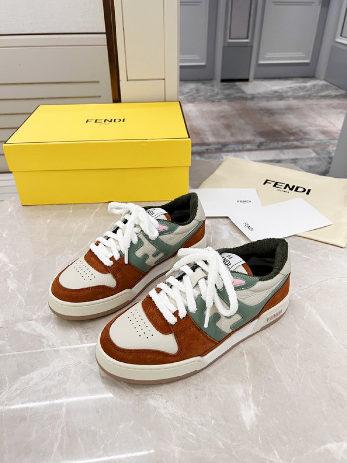 FENDI SNEAKERS