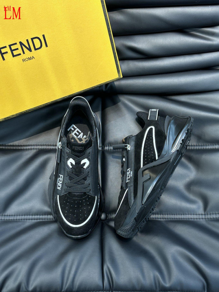 FENDI SNEAKERS
