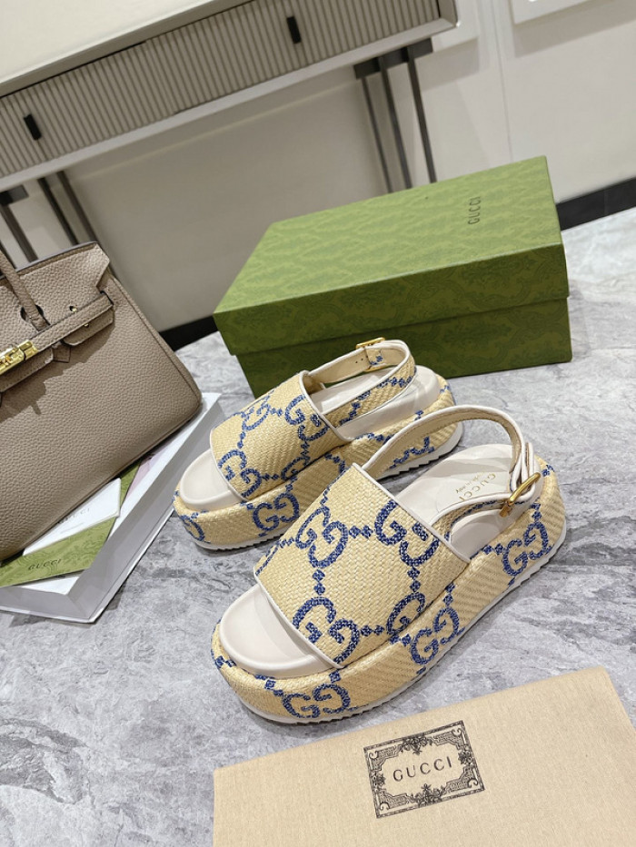 GCI GG Slide Sandal