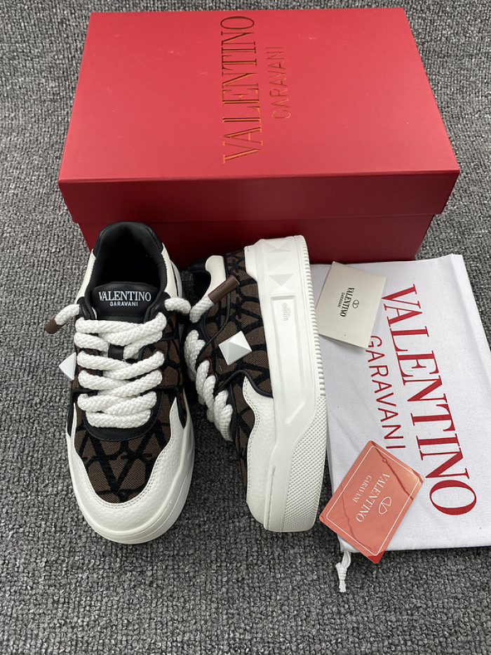 VALENTINO GARAVANI SNEAKER
