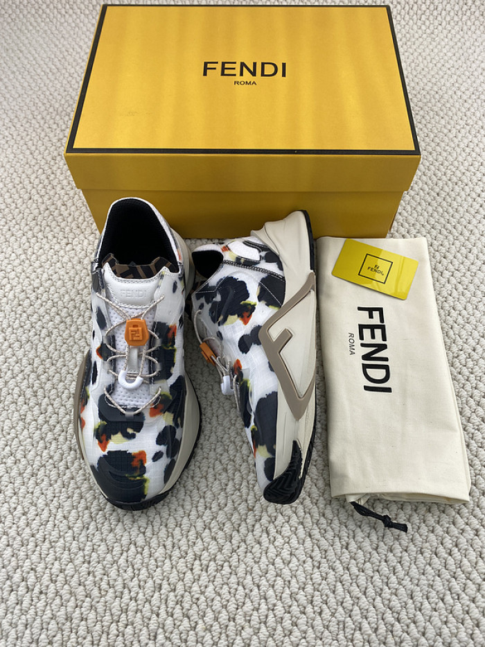 FENDI SNEAKERS