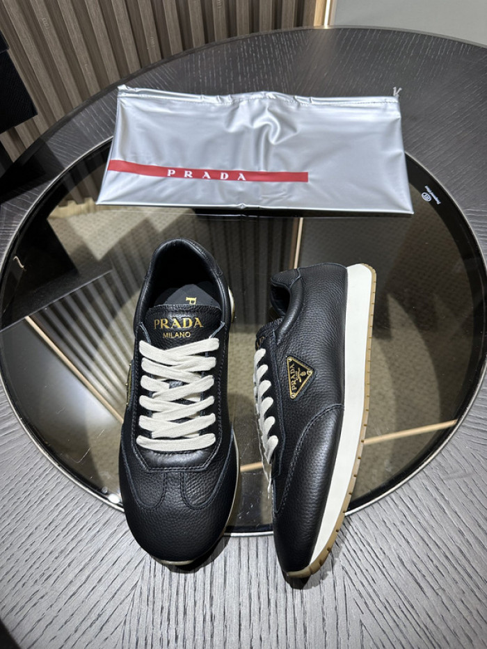 PRDA Sneaker
