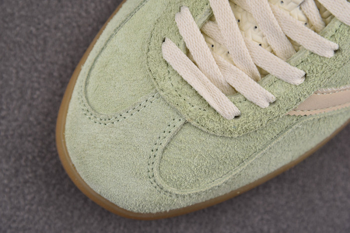 adidas WMNS Gazelle Indoor 