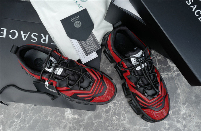 VRCE Sneaker