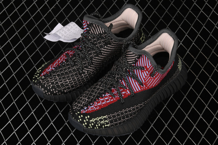 KIDS YEEZY SHOES