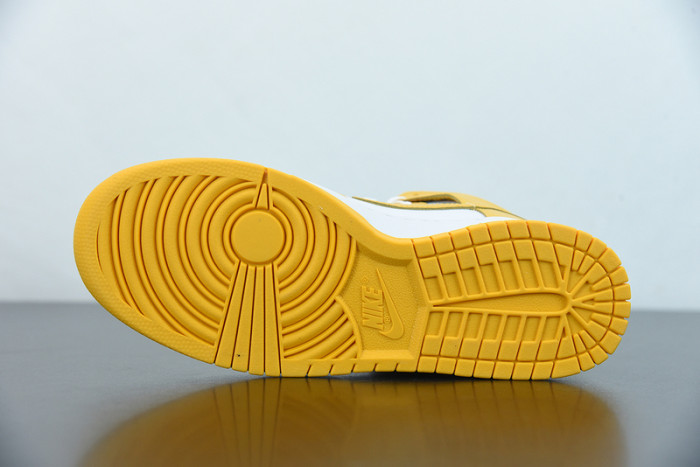 Nike Dunk High Dark Sulfur DD1869-106