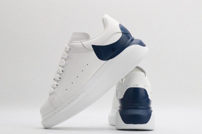 ALEXMQ Sneakers