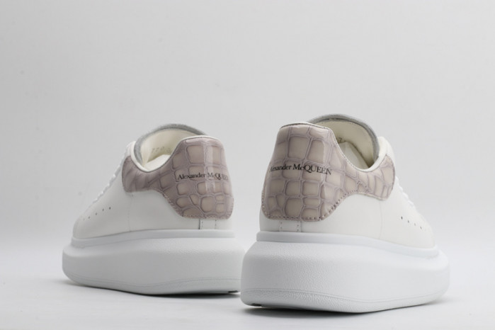 ALEXMQ Sneakers