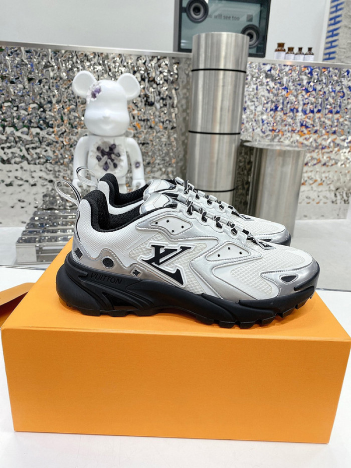 LUSV SNEAKERS