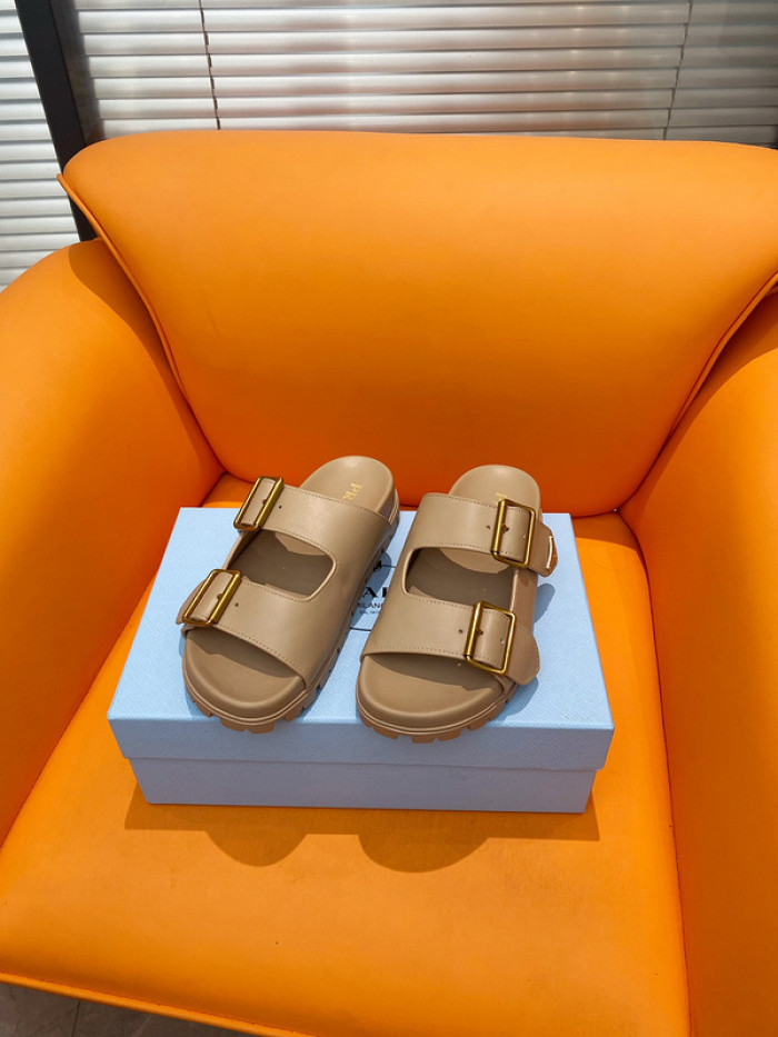 PRADA SLIDE
