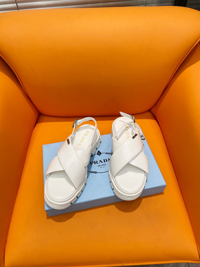 PRADA SLIDE