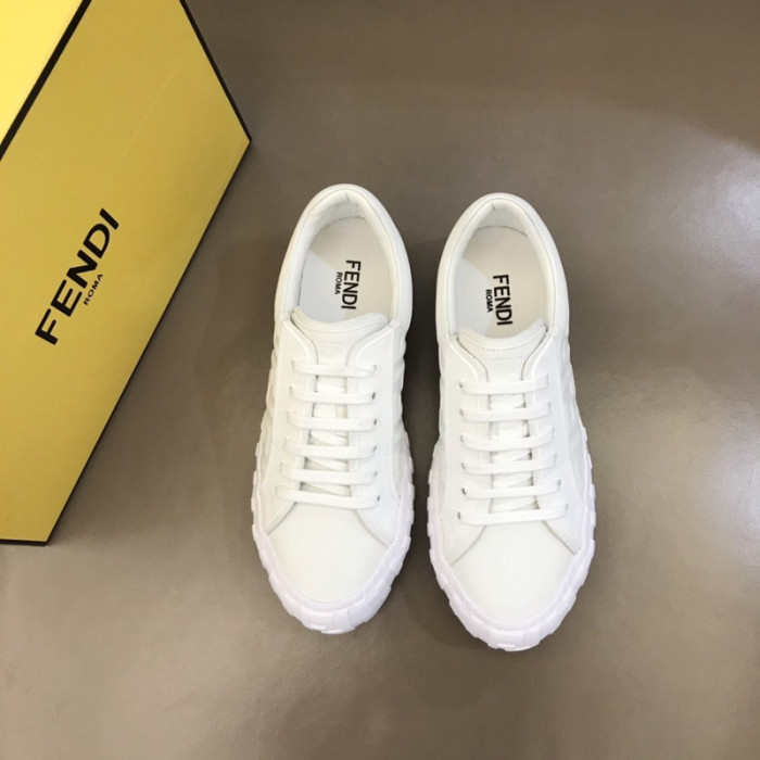 FENDI SNEAKERS