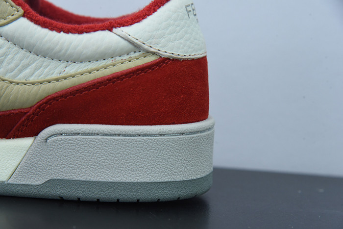 FENDI SNEAKERS
