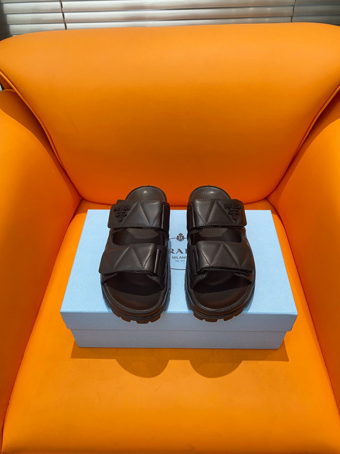 PRADA SLIDE