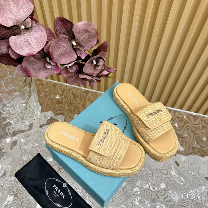 PRADA SLIDE
