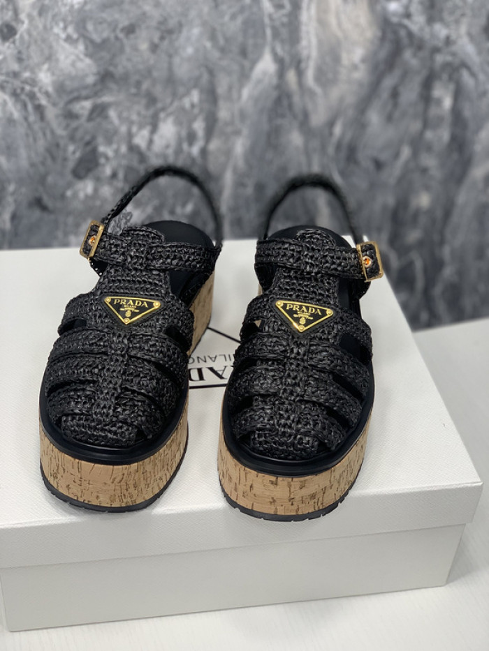 PRADA SLIDE