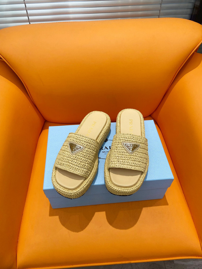 PRADA SLIDE