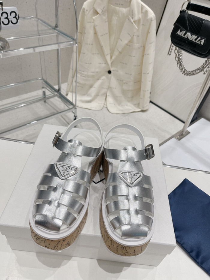 PRADA SLIDE