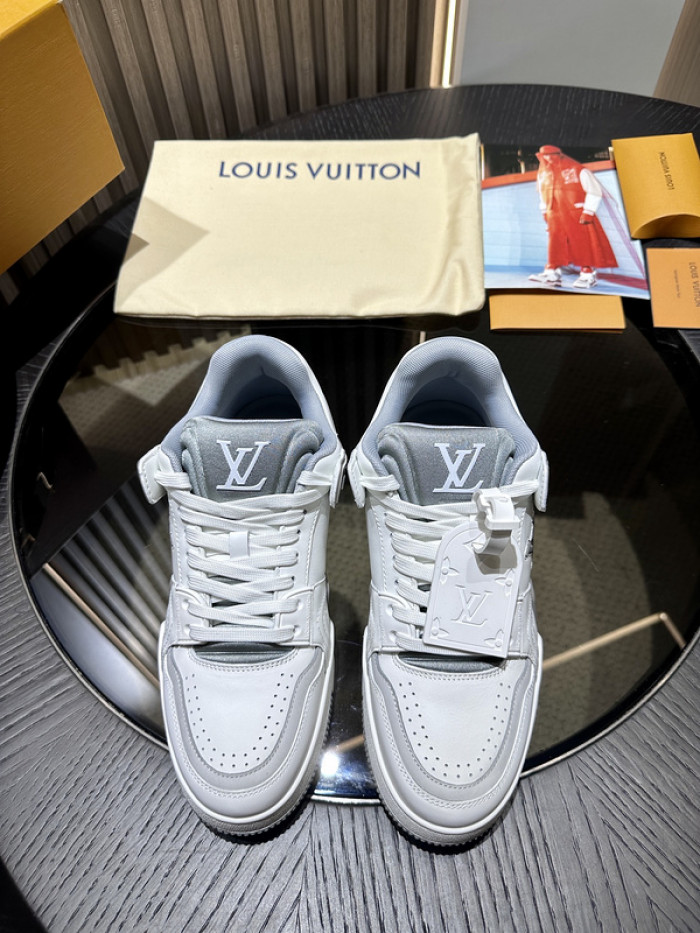 LUSV SNEAKERS