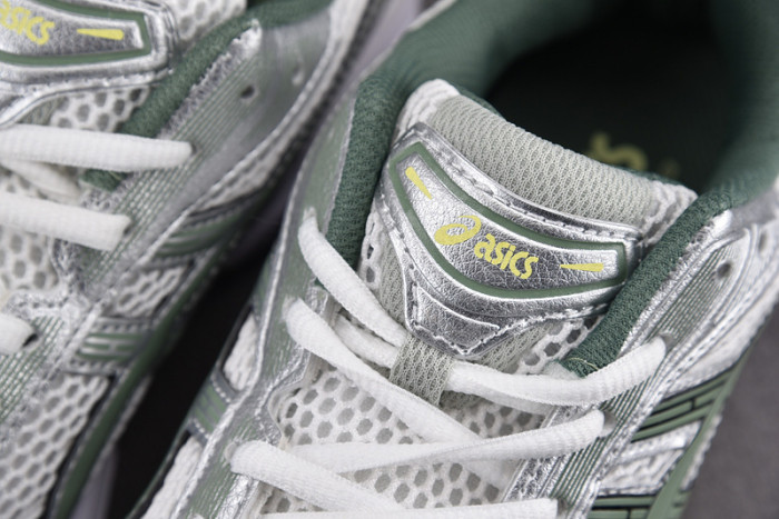 ASICS Gel Kayano 14 