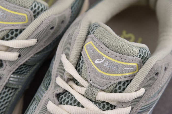 ASICS Gel Kayano 14 