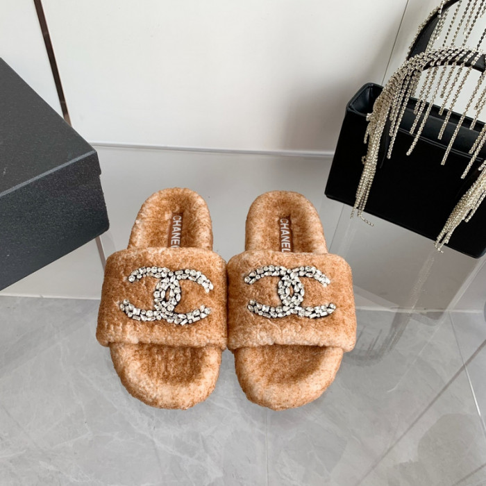 CN Slide Sandal