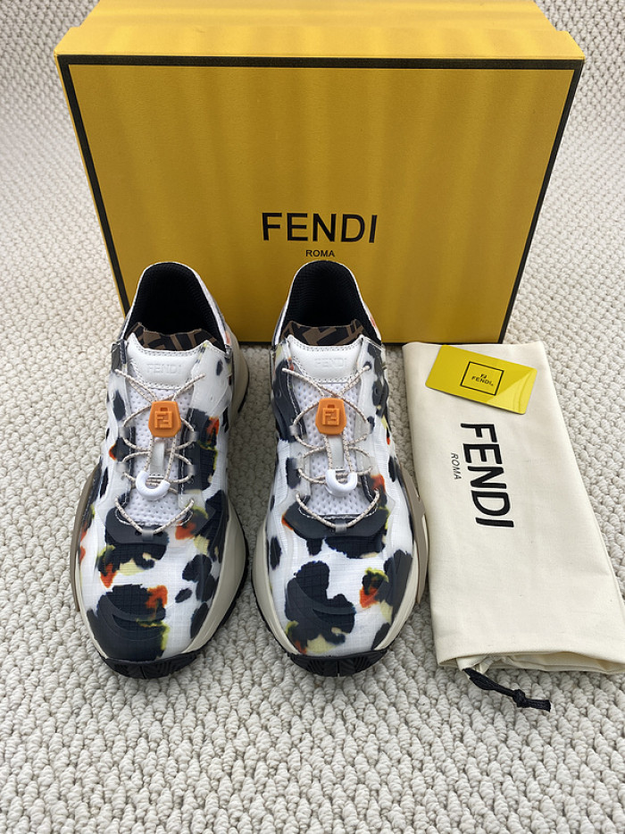 FENDI SNEAKERS
