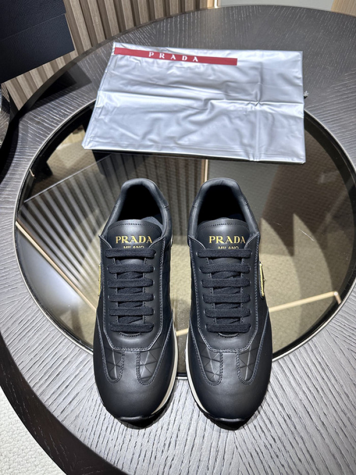PRDA Sneaker