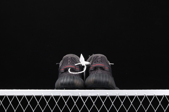 KIDS YEEZY SHOES