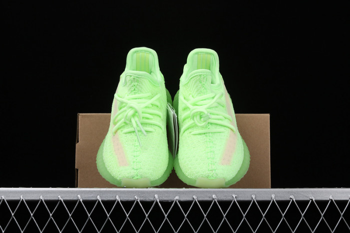 KIDS YEEZY SHOES