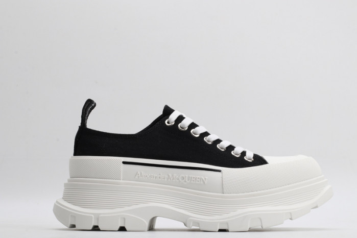 ALEXMQ Sneakers