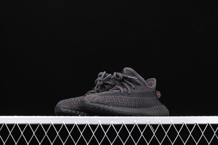 KIDS YEEZY SHOES