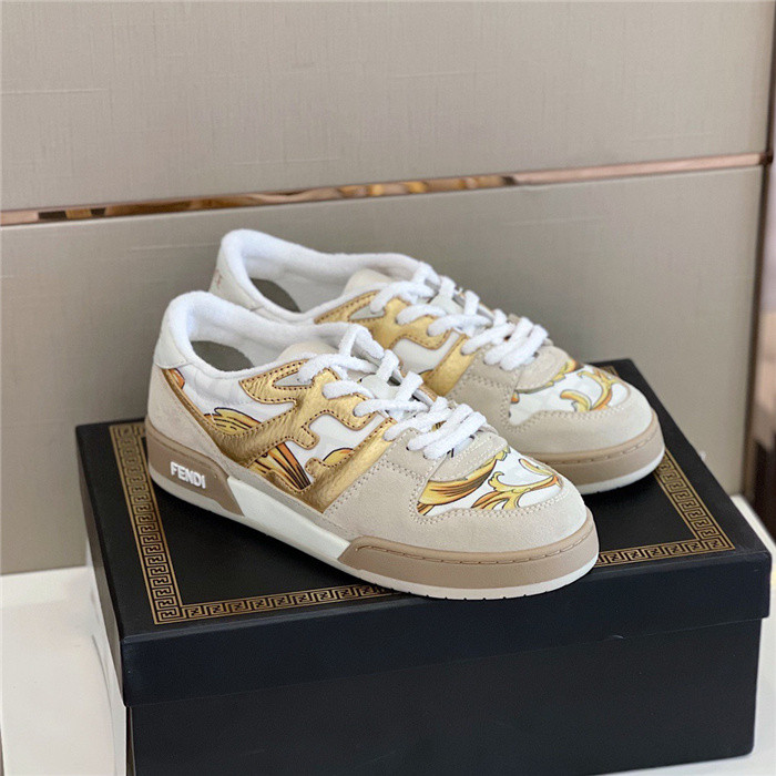 VRCE Sneaker