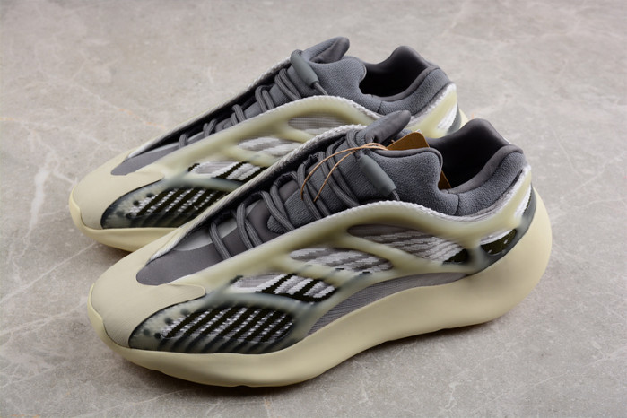 Adidas Yeezy 700 V3 Fade Salt ID1674