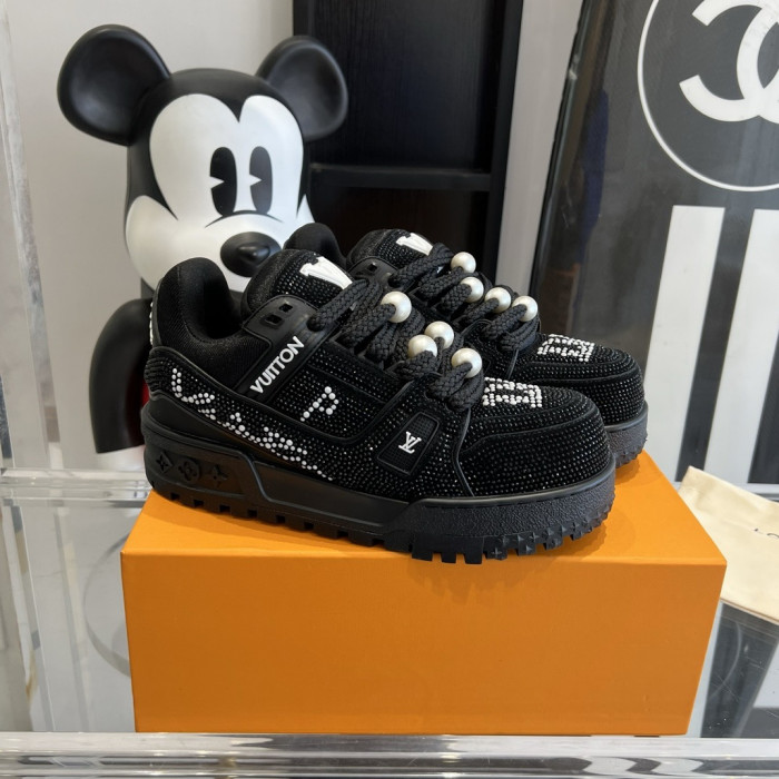 LUSV SNEAKERS